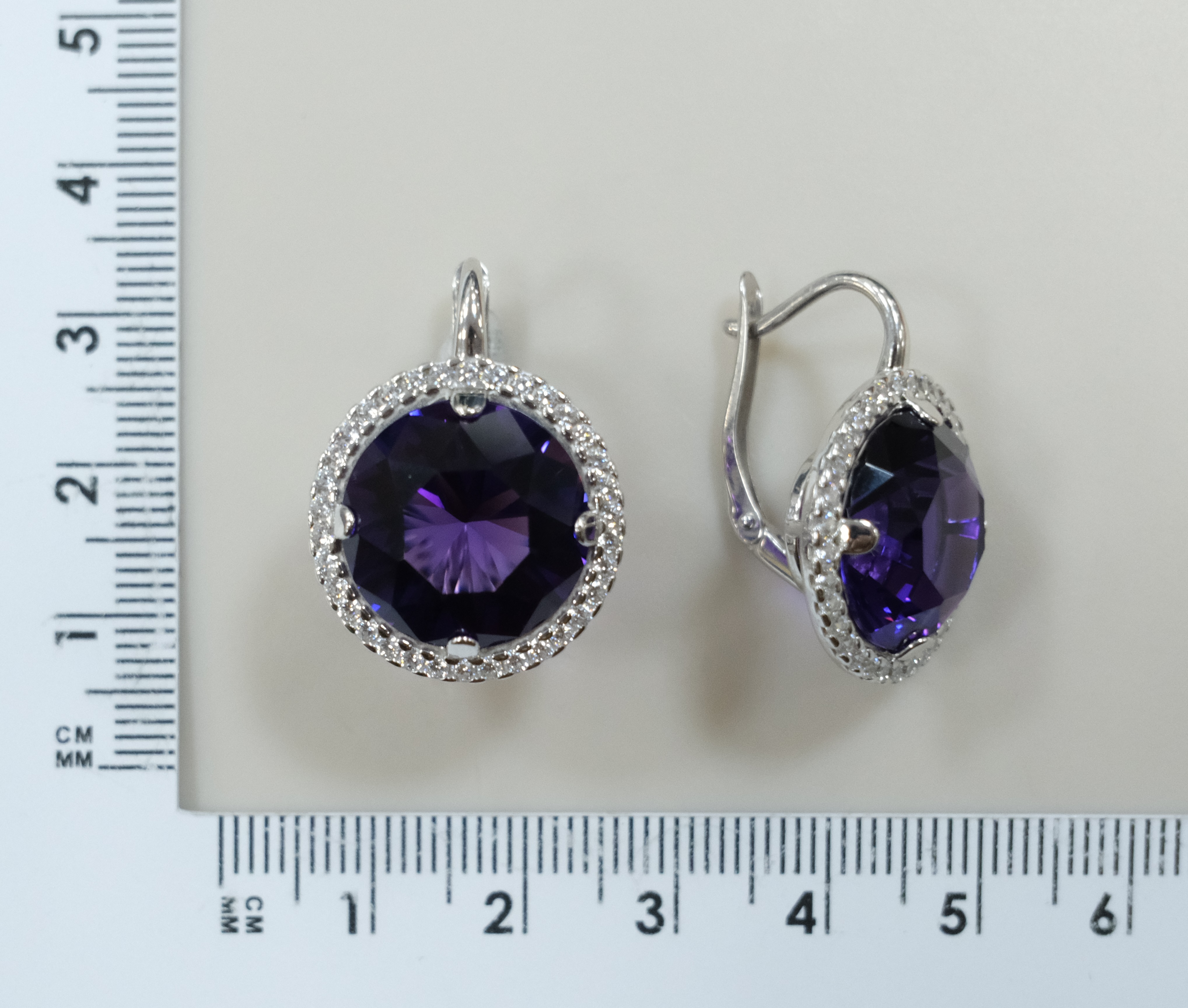 Серебряные серьги с аметистами